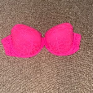 Victoria’s Secret Strapless Bra